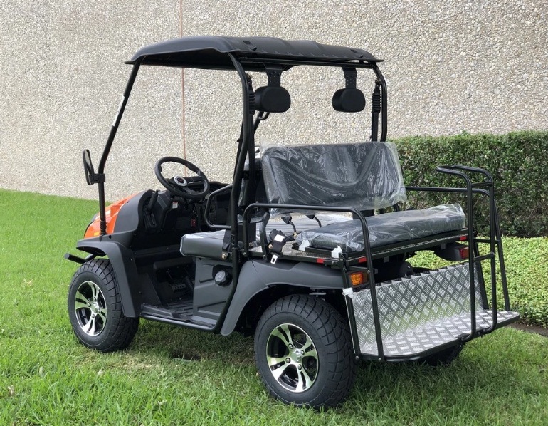 Fully Loaded Cazador OUTFITTER 200 UTV